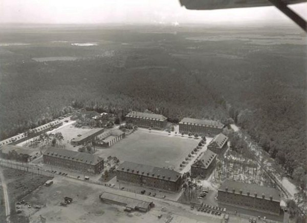 Ernst-Ludwig-Kaserne ca. 1940